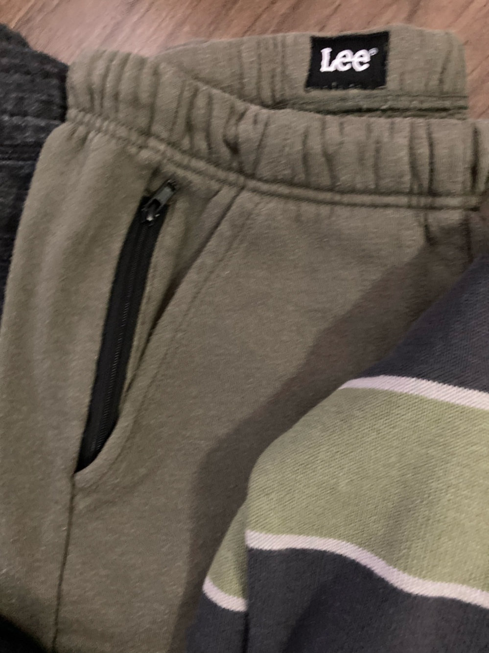 Boys Bundle School Tee Joggers Shorts Under Armour American Eagle Green Size 14 - Picture 12 of 15